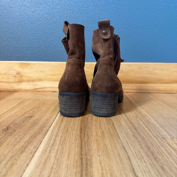 Maliparmi Italian made Brown Suede Ankle Boots Size 39 - Picture 6 of 8